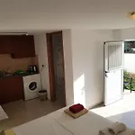 Galatia's Court Apartament *