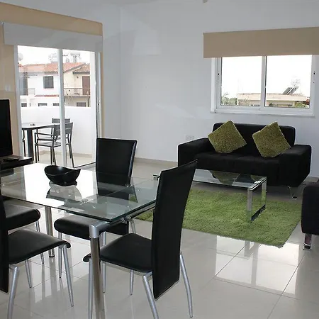 דירה Galatia's Court פאפוס