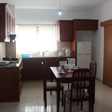 Galatia's Court Апартаменты Пафос