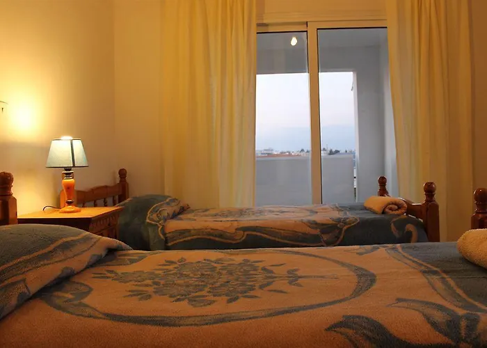 Galatia's Court パ フォス