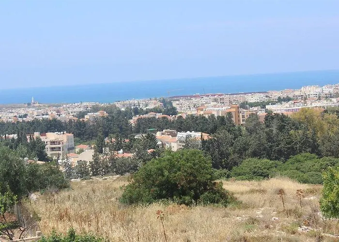 Galatia's Court アパート *