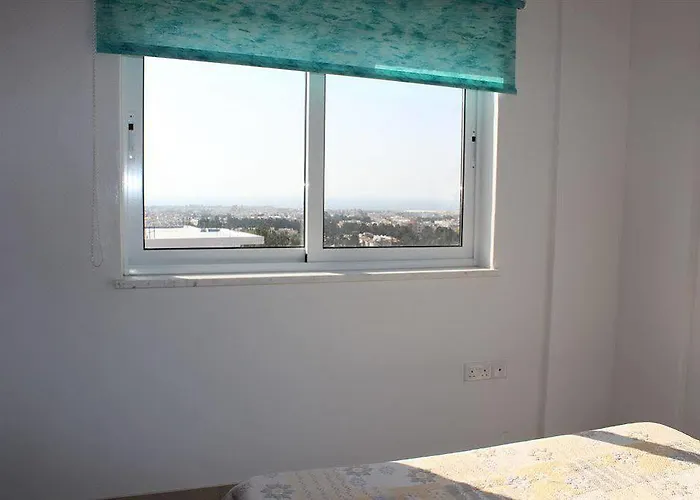 アパート Galatia's Court パ フォス